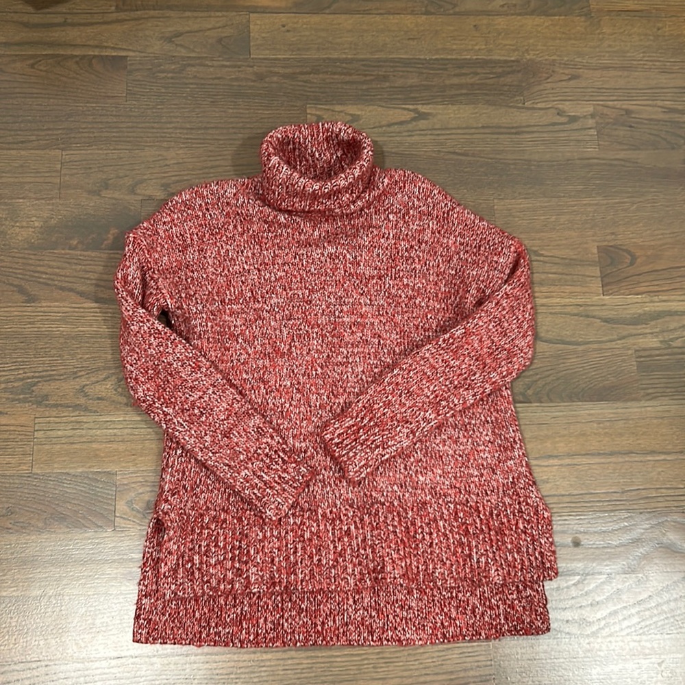 Cute j crew pink and red knitted turtle neck